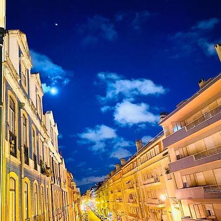 Sri-Indo Guest House Lisbon Exterior photo